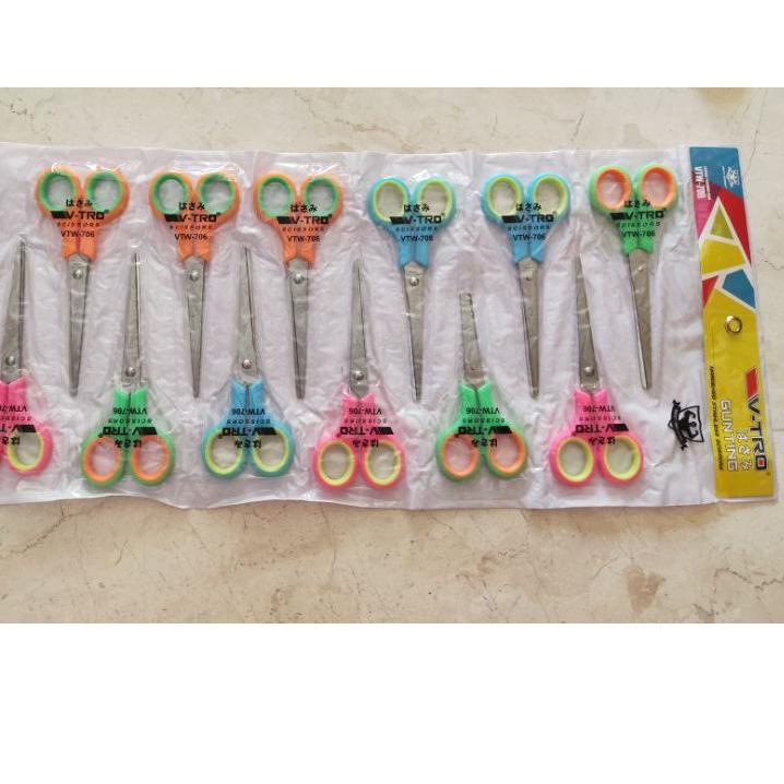

Limited Time (HARGA 1 RENTENG BESAR=12pcs) Gunting BESAR gagang warna,alat potong,scissors 5.5 Flash Sale/DISKON BRANDS FESTIVAL/〖[Star]〗/〖5.5 Flash Sale〗/BISA COD