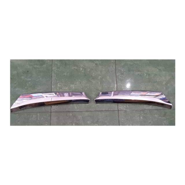 Hood Moulding Sigra Model Tempel Chrome