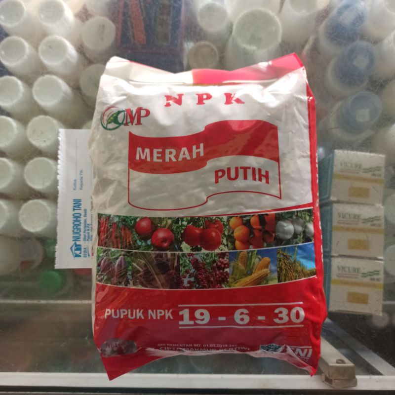 PUPUK NPK 19-6-30 MERAH PUTIH 1 KG