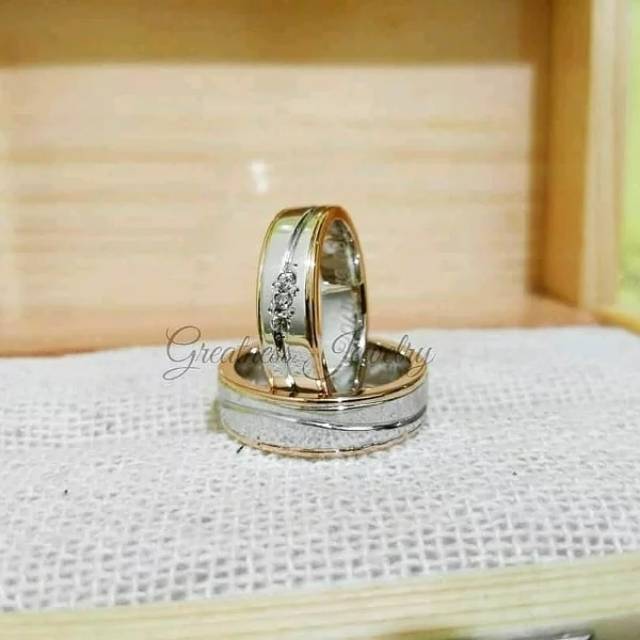 Cincin Kawin Palladium