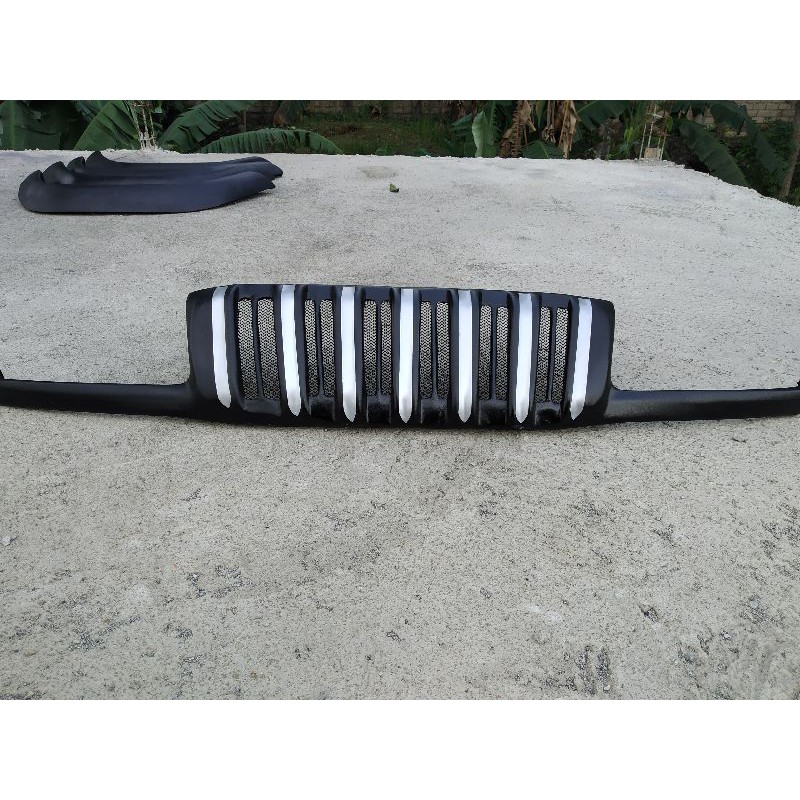 Grill escudo gen2 2.0i model apolo prado