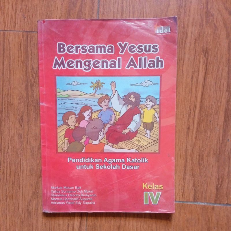 Buku pendidikan Agama Katolik Bersama Yesus Mengenal Allah untuk kelas  4 SD Preloved