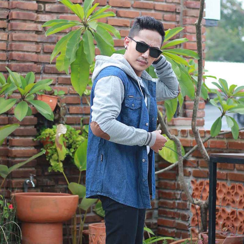 Jaket denim pria / Jaket casual hoodie style high quality original