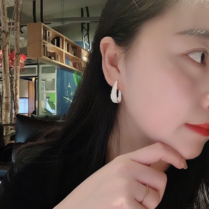 Anting Tusuk Sterling Silver 925 Model Bunga Elegan Wanita (Takota 043)