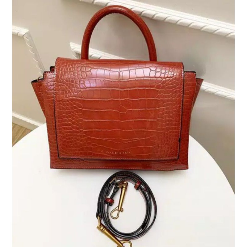 CNK CK613 CROC EFFECT TOP HANDLE TRAPEZE BAG ORI