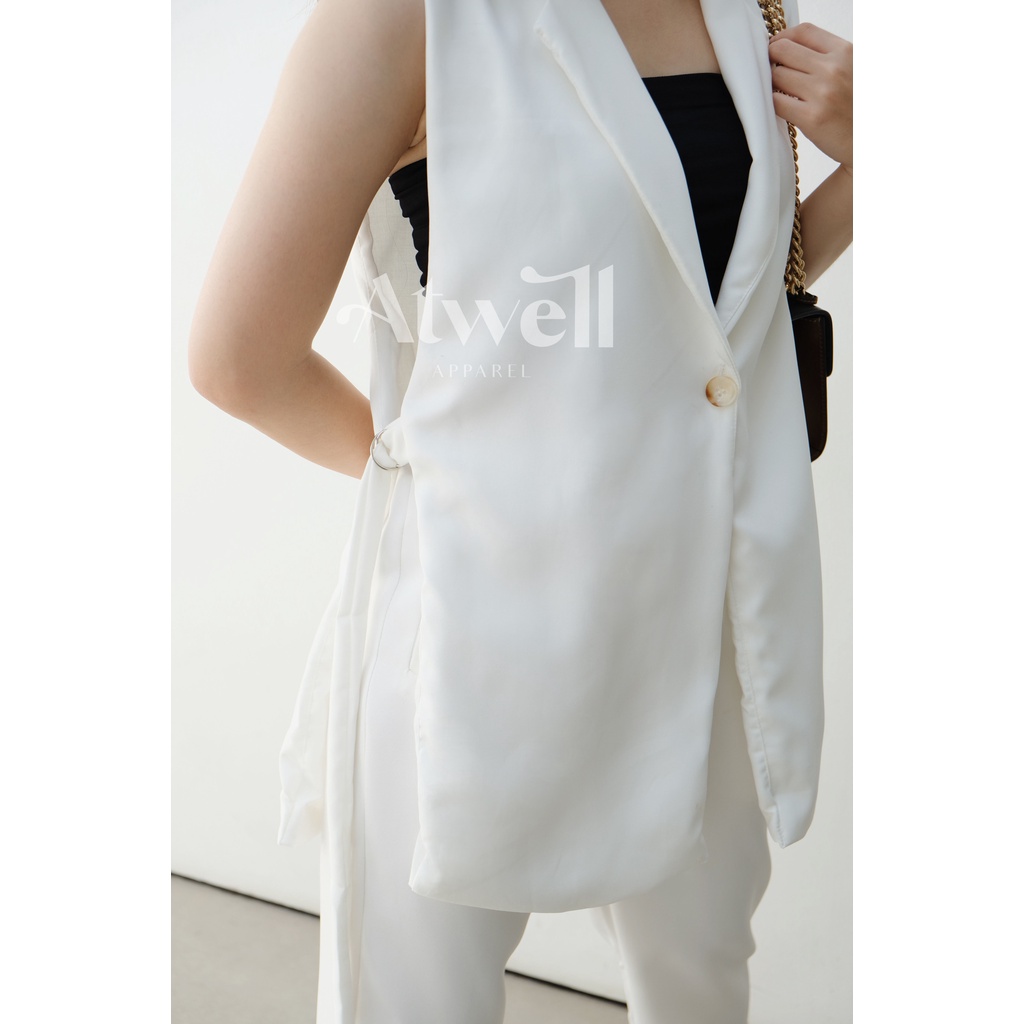 Isla Vest / Sleeveless Blazer