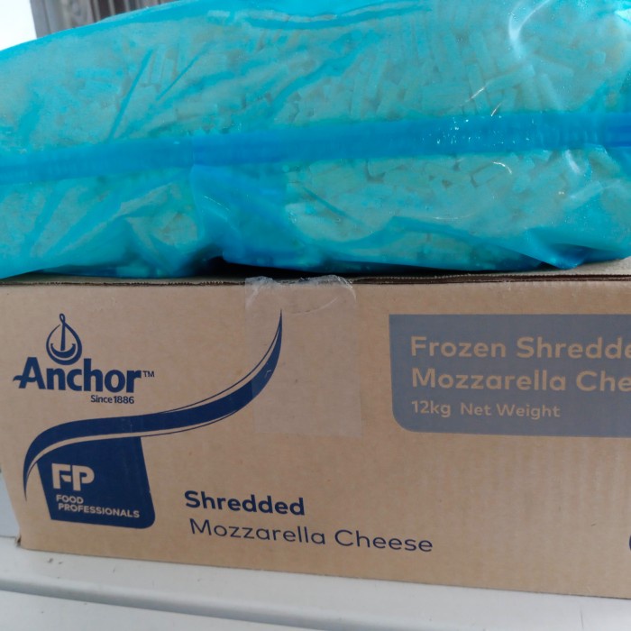 

Anchor mozzarella Parut Mozarella Shreeded 12kg - 1 karton 12kg