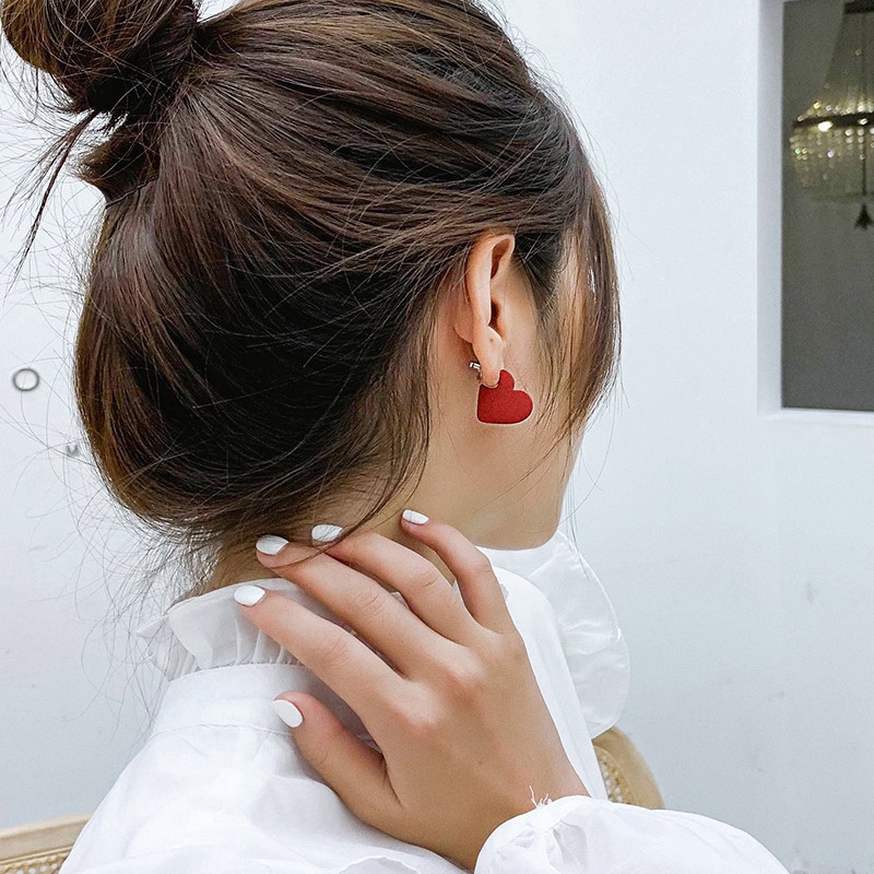 Anting Tusuk Bentuk Hati Bahan Silver 925 Gaya Korea