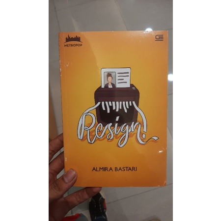 Novel Resign Almira Bestari