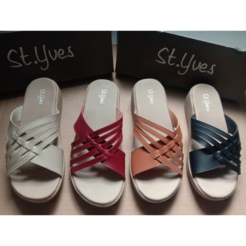 SANDAL WANITA ANYAM