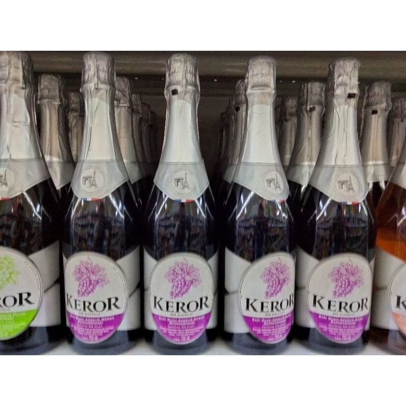 

minuman anggur merah