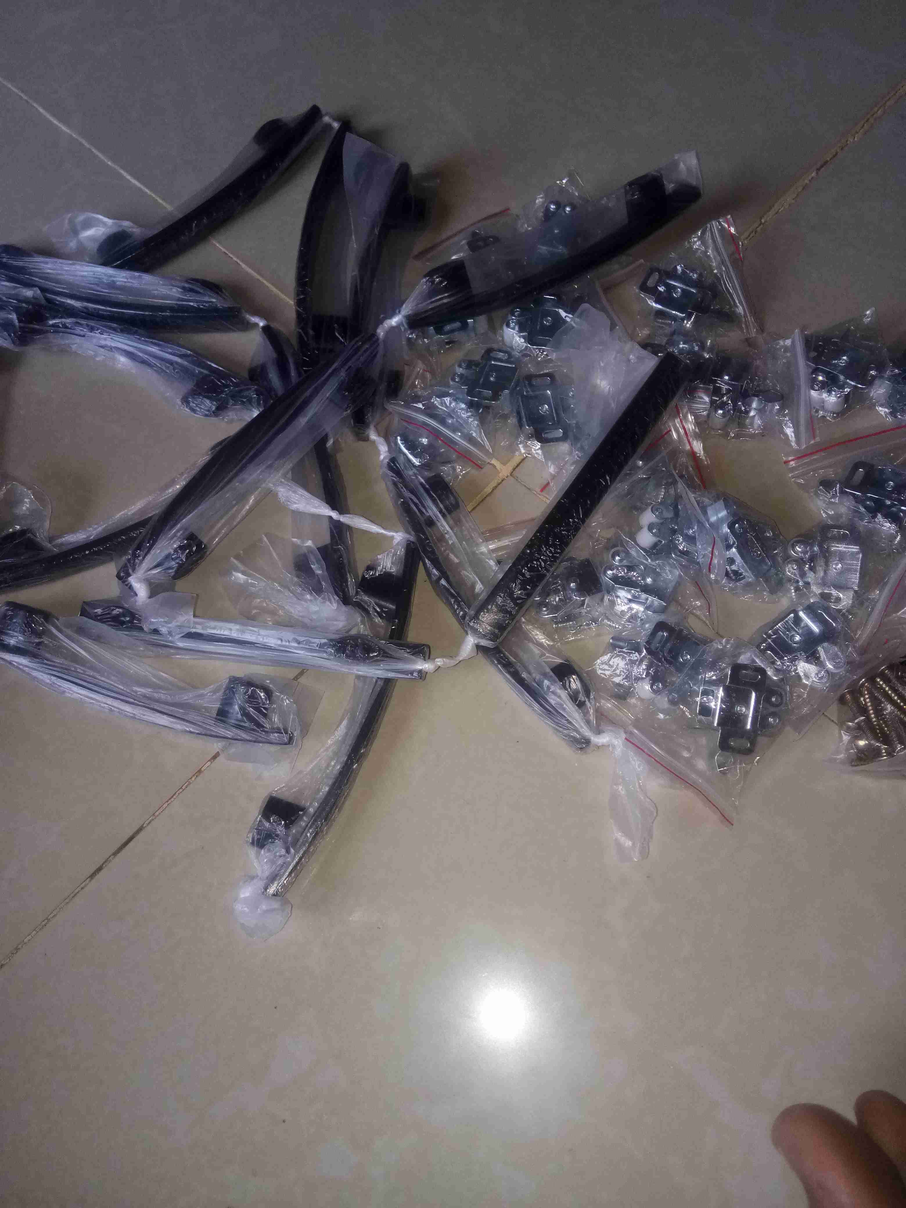 Tik Tak Lemari Nikel / Grendel Jepit.1lusin Isi 12pcs