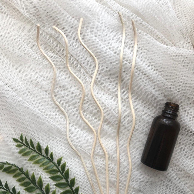 [5bh] rottan diffuser  - aromatherapy - essential oil - pewangi ruangan - rattan stick