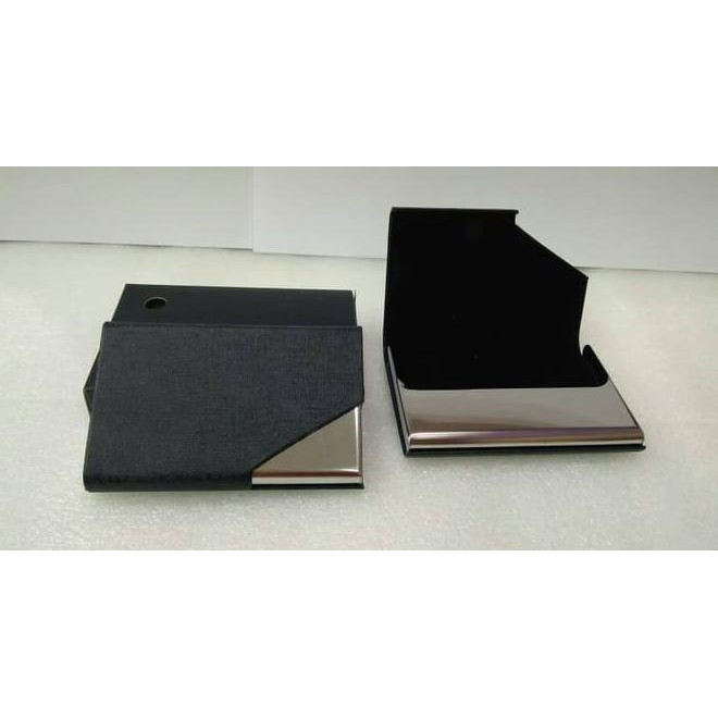 

Name Card Case Metal Asimetris Shape - Hitam List Terbaru