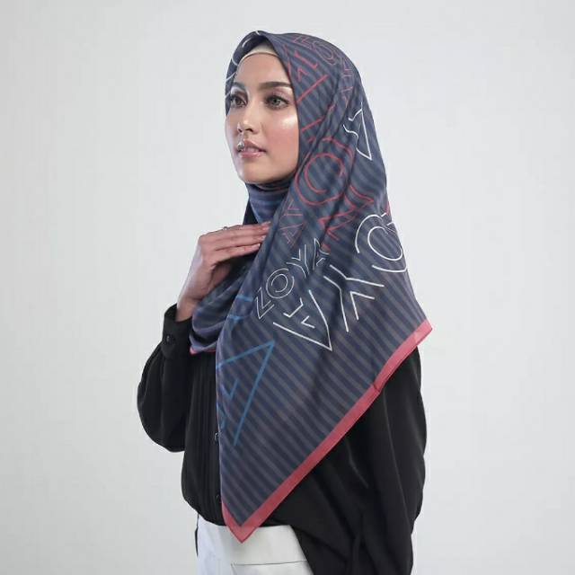 Hijab Amaica Zoya sunset