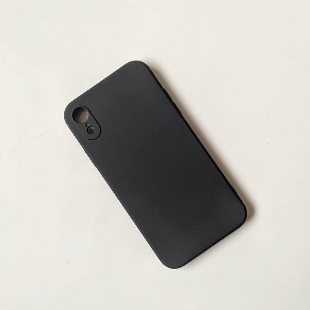 BLACKDOFF iPhone Xr Kotak Model iPhone 12 / 13 Series Case Premium Black Matte