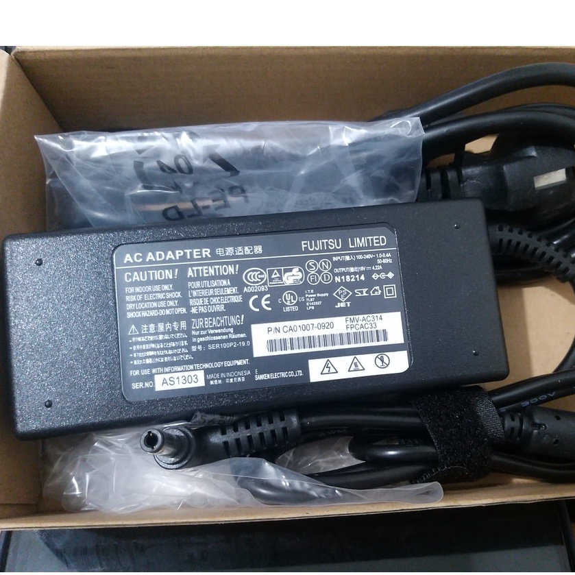 AC ADAPTOR CHARGER CASAN FUJITSU CP311808-01 FPCAC33, FMV-AC314 19V 4.22A 80W FREE KABEL POWER