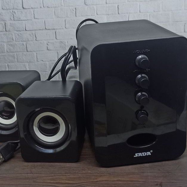 Speaker Komputer Subwoofer Speaker Extra Bass Clear Sound  USB Power SADA D-202