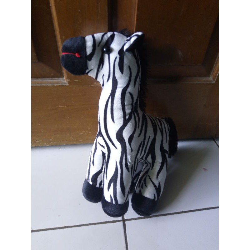boneka zebra