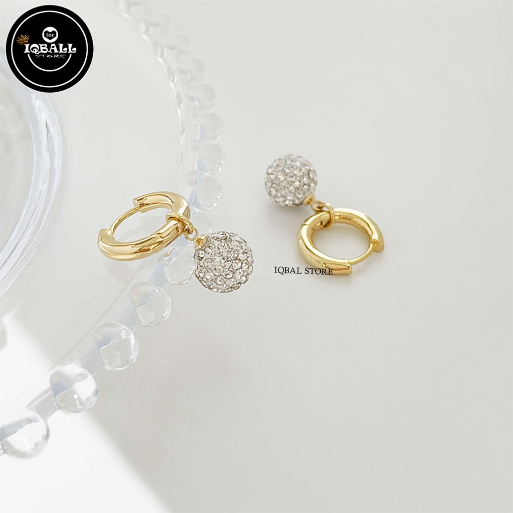Anting Wanita - Anting Model Bola Kristal Lucky Ball Crystal / 1 Pasang Anting Jepit Bola Kristal
