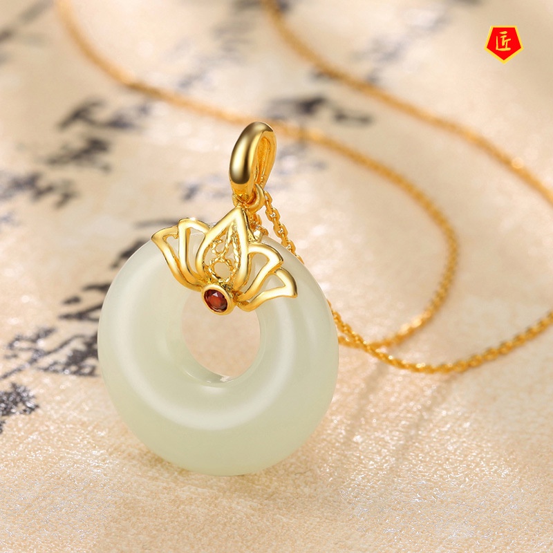 [Ready Stock]Hetian Jade Lotus White Chalcedony Necklace Pendant