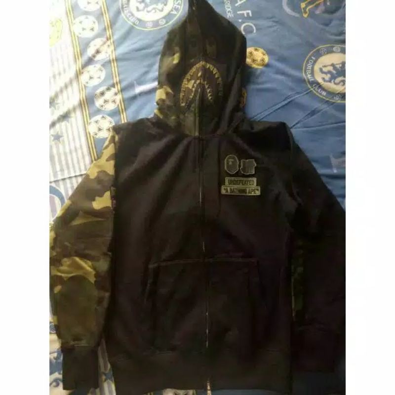 Hoodie BAPE X Undefeated