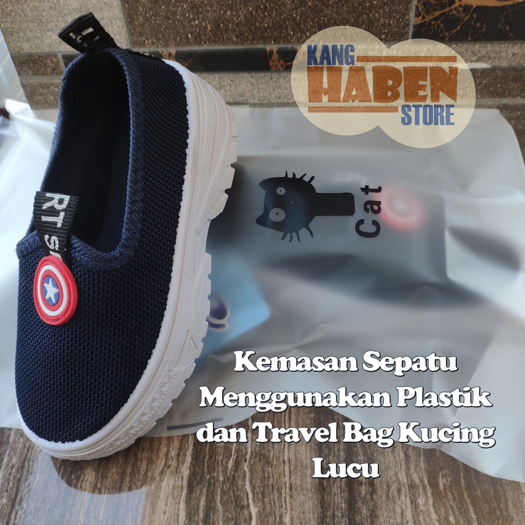 BX120C Sepatu Anak Ukuran Tanggung Slop on Tanpa Tali Unisex Emblem Bintang