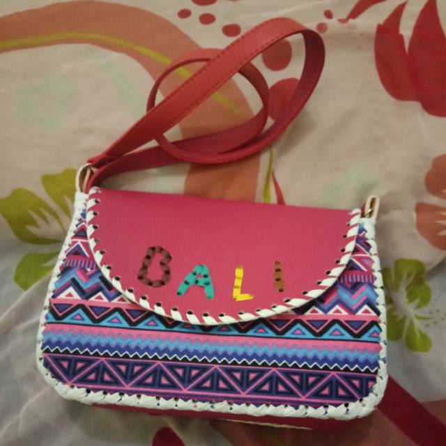 

BSI Tas Vinil Kotak Songket