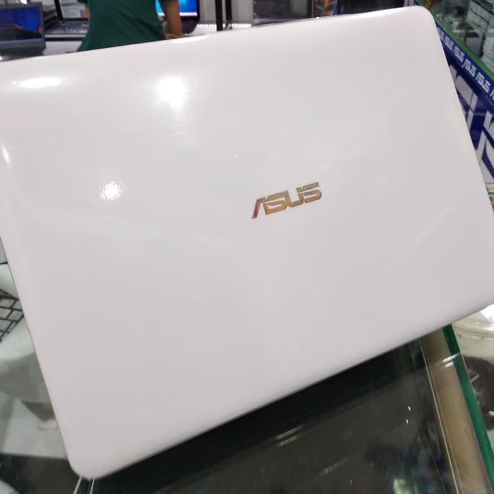 ASUS X441NA DualCore N3350 RAM4GB 500GB White Win10 Second-2