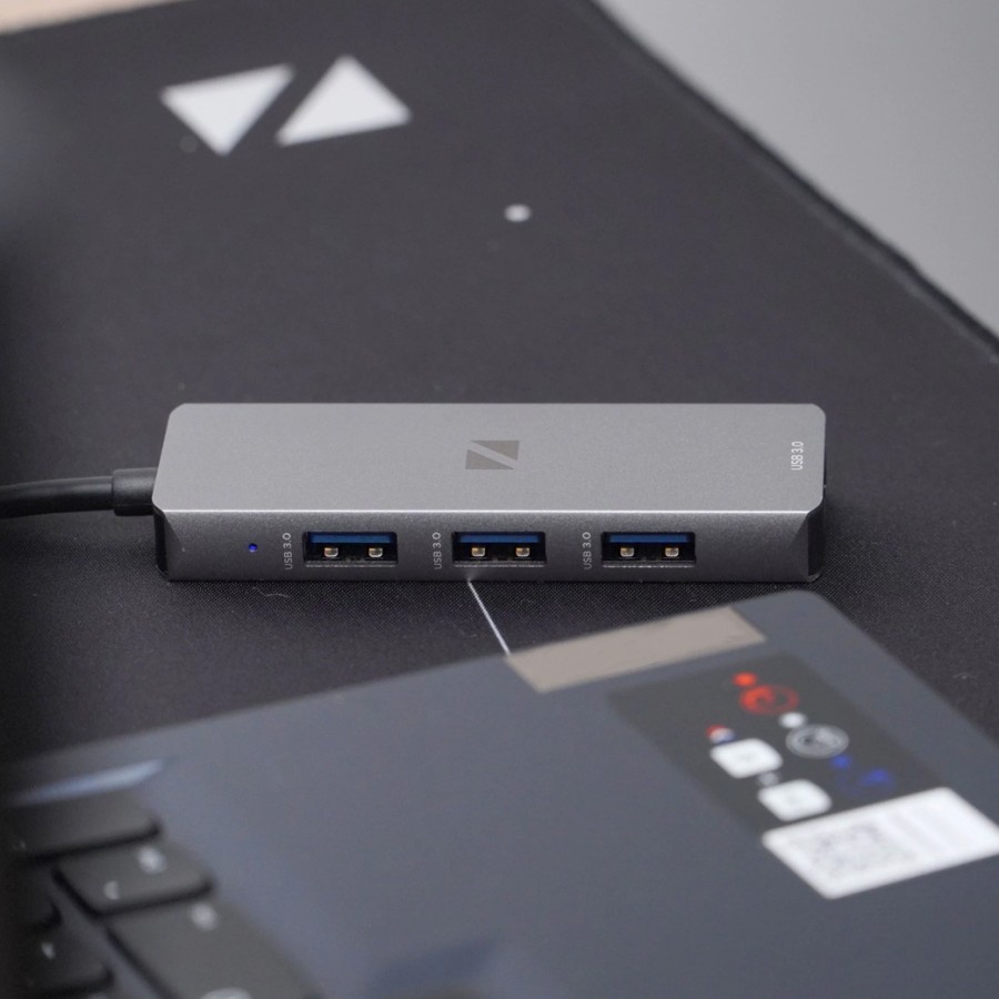 Noir NUHA24 4 in 1 USB 3.0 HUB 4 Port USB Type A