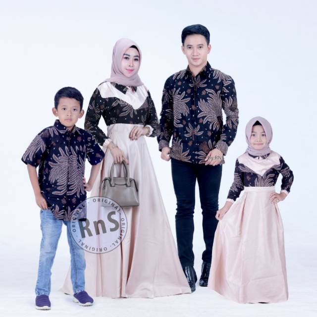 COUPLE KELUARGA BATIK MUSLIM ,SARIMBIT BATIK