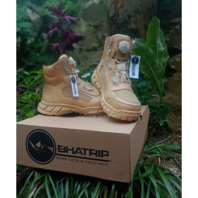 sepatu tali putar tawon pendek kulit cream