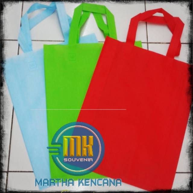 

Tas ultah tas souvenir tas promosi mini plus sablon ukuran 20*20