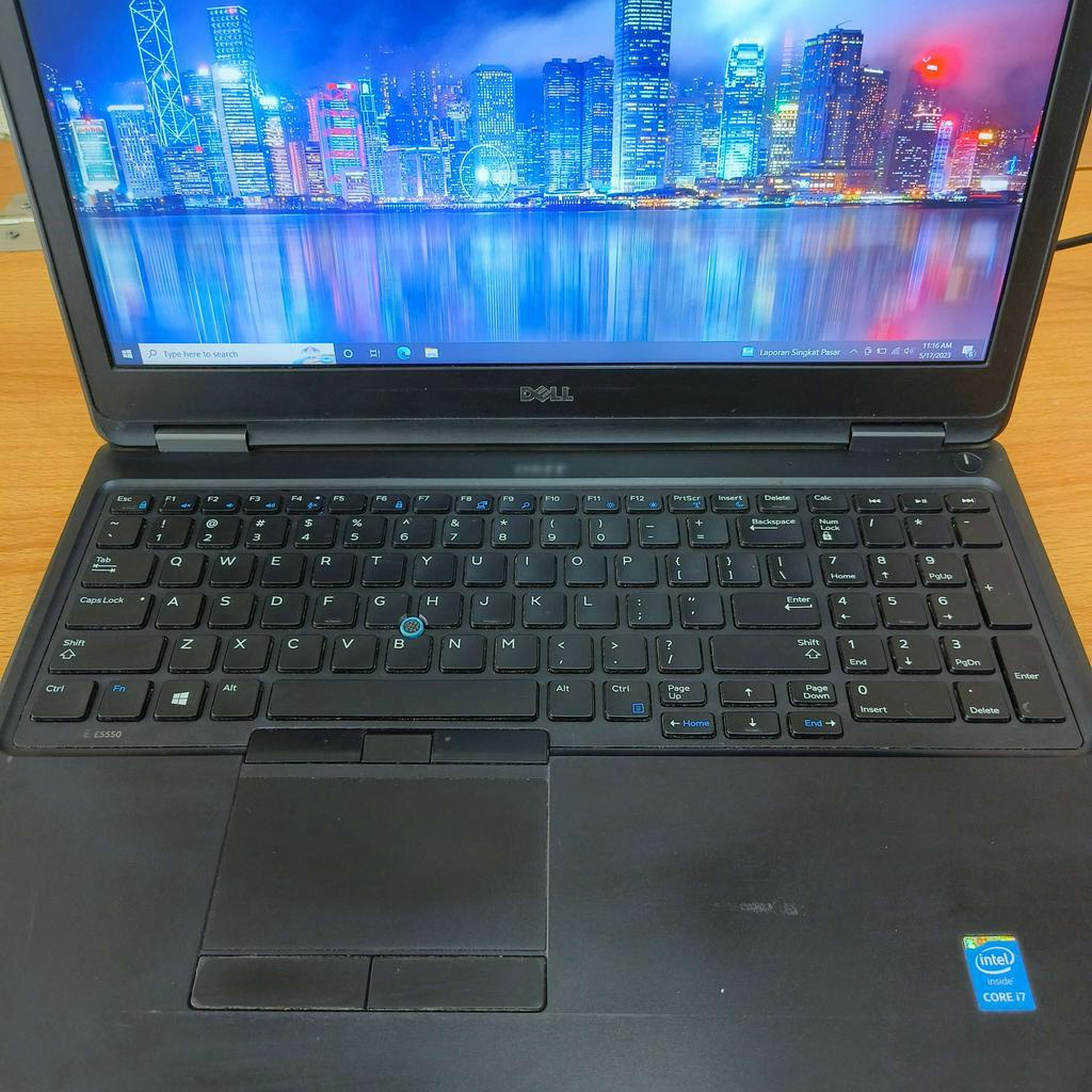 Laptop Dell Latitude E5550 Core i7 Gen 5 RAM 8GB SSD 256GB Murah