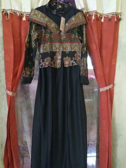 Batik Couple Kebaya / Sarimbit Belvenia - Bellvenia Baloteli Pramestik