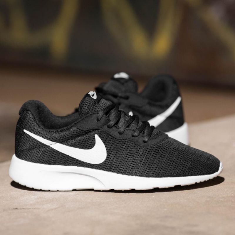 Nike Tanjun &quot;Black White&quot;