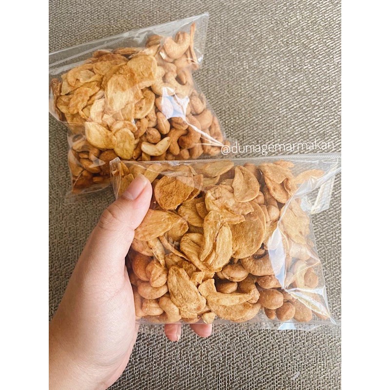 

Kacang Mede