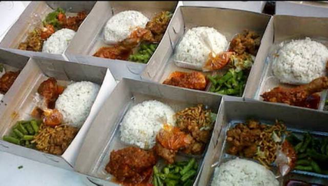 Terlaris Paket Nasi Box Paket 25rb Untuk Segala Acara Anda Fresh Murah Shopee Indonesia