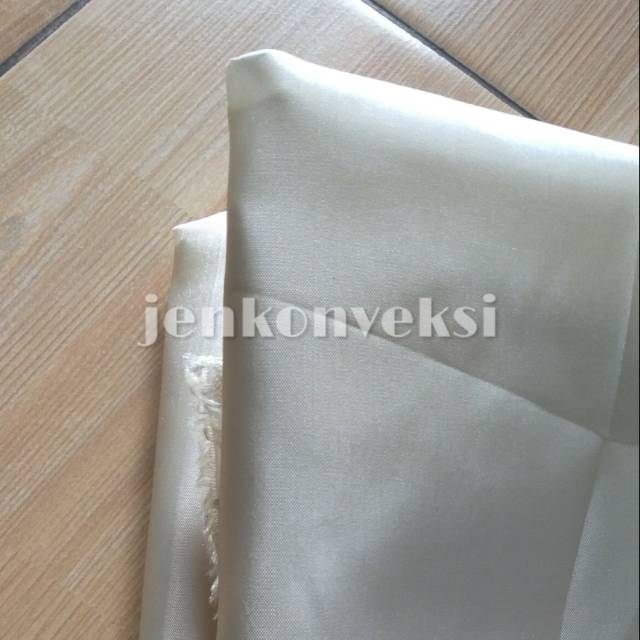Kain Peles Kahatex Cream Muda Kain Furing Kebaya Kain Furing Tas Kain Bendera Per Meter