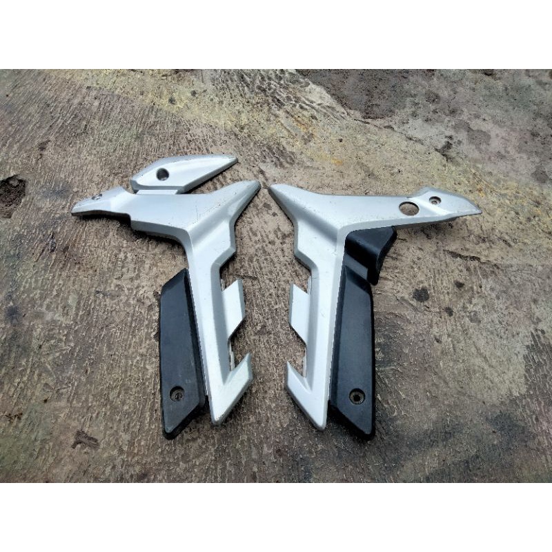 cover pivot kanan kiri Honda CS 1 cs one original