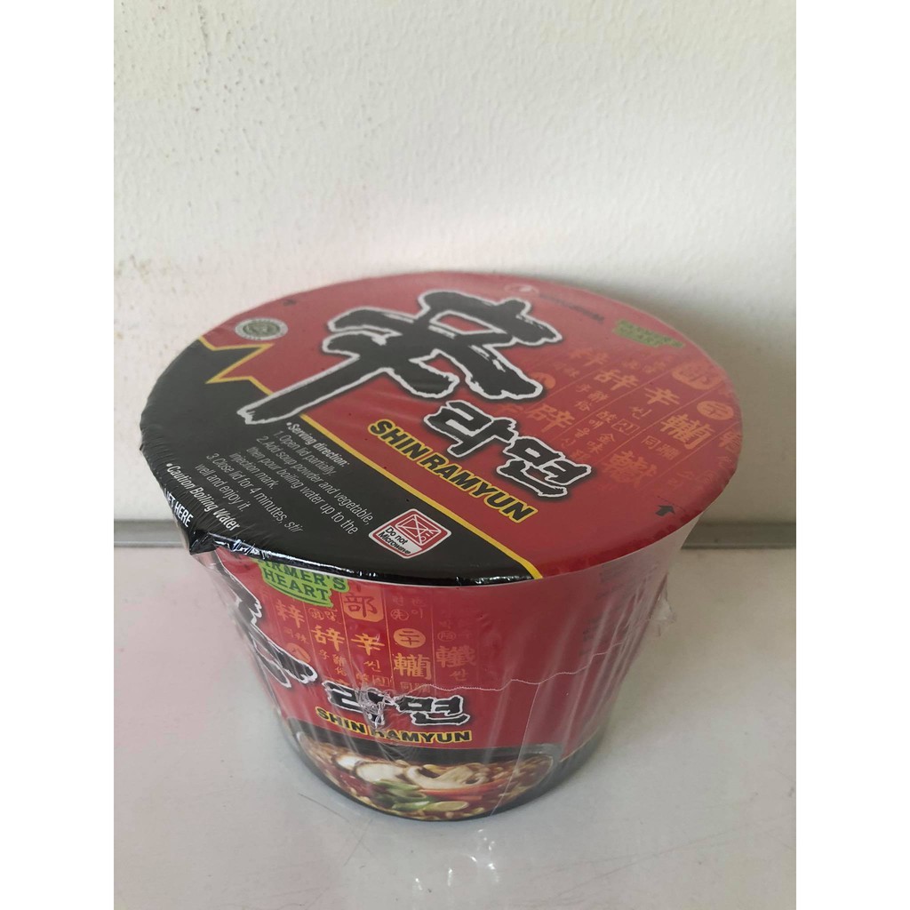 Nongshim Shin Ramyun Cup Spicy Mushroom / Ramen Cup Noodle 117grm