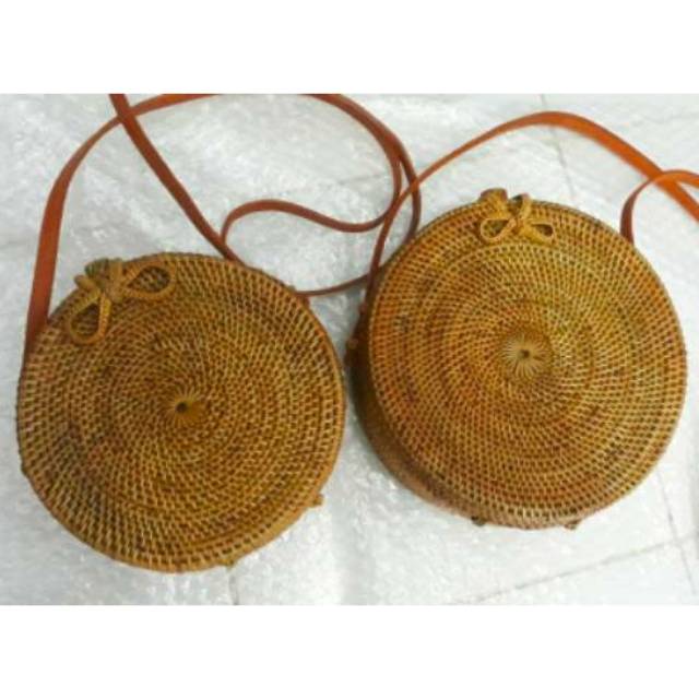 Tas Ratan ate Bali/Tas Ratan ate Warna Coklat Kayu/Motif Polos/Tas Rajut - Raisa