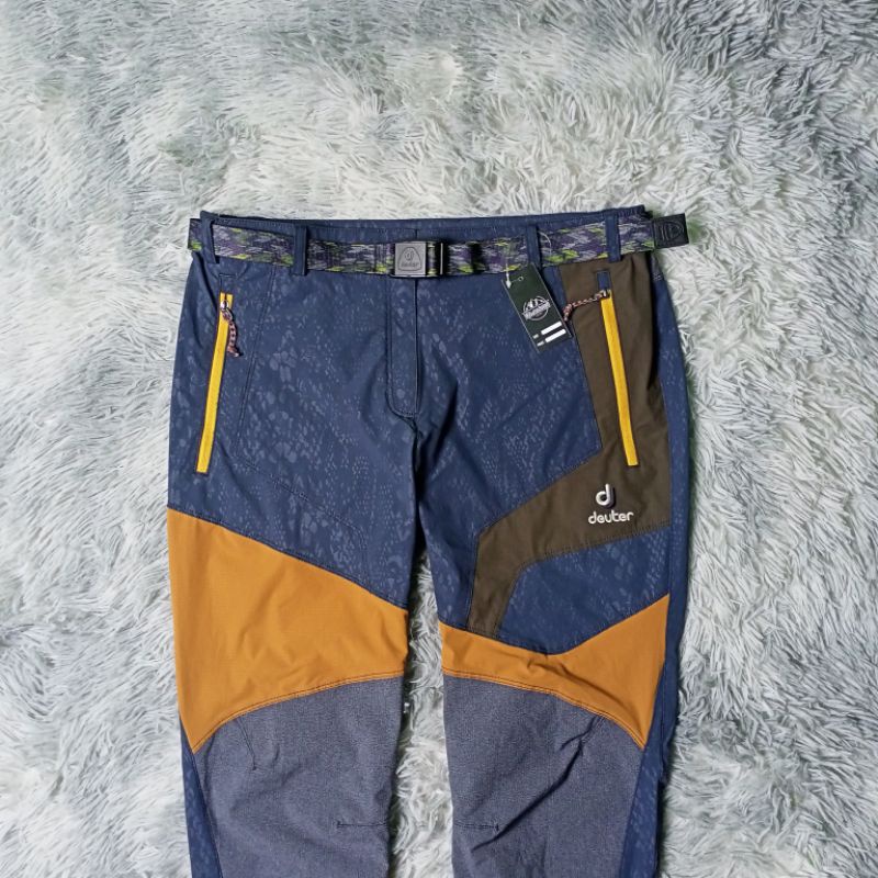 CELANA DEUTER SECOND ORIGINAL