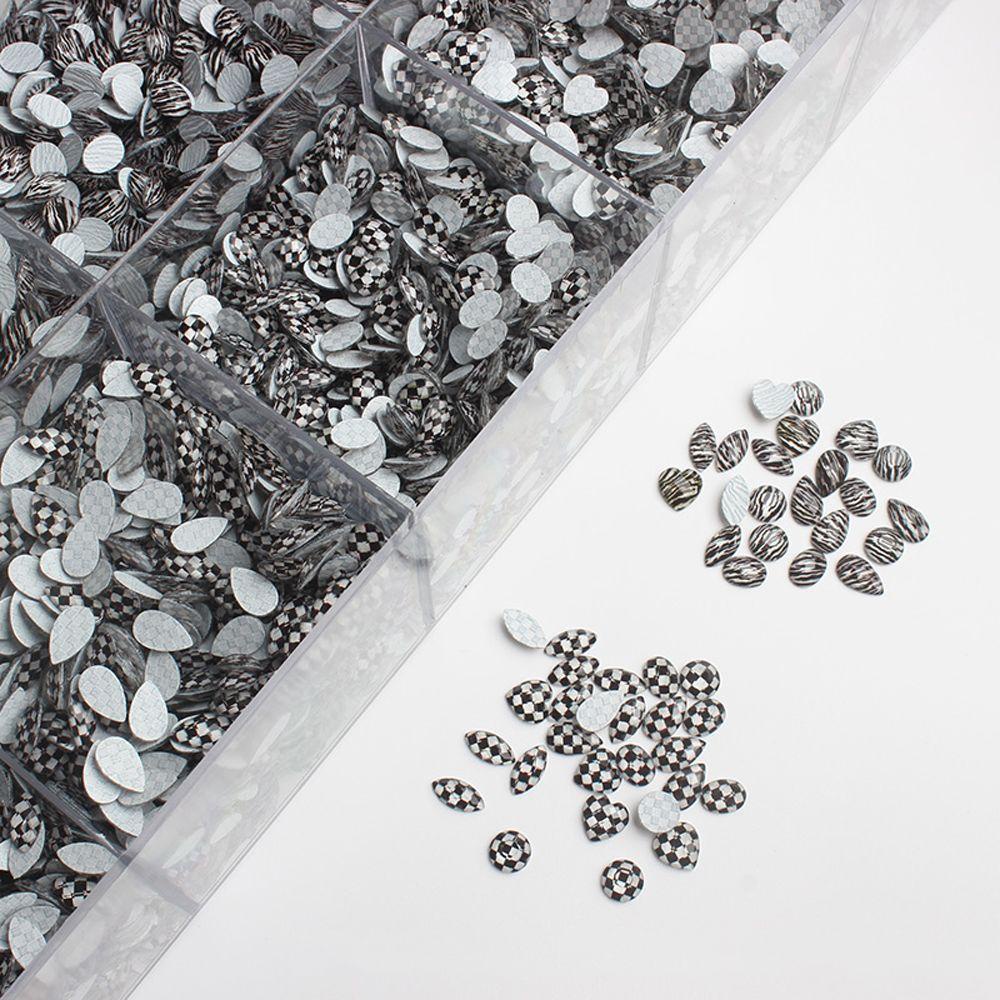 Mxbeauty 3D Dekorasi Nail Art Resin Fashion Kotak-Kotak Wanita Cinta Hati Oval Bulat Jepang Manicure Aksesoris