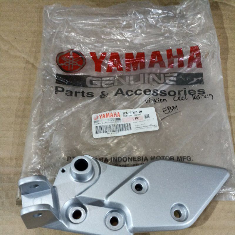 dudukan footstep depan kanan Vixion New ori