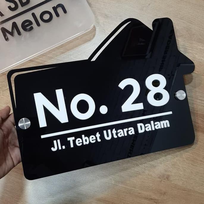 

Papan alamat & Nomor Rumah Modern Eksklusif acrylic ukuran 30 x 18 AP68