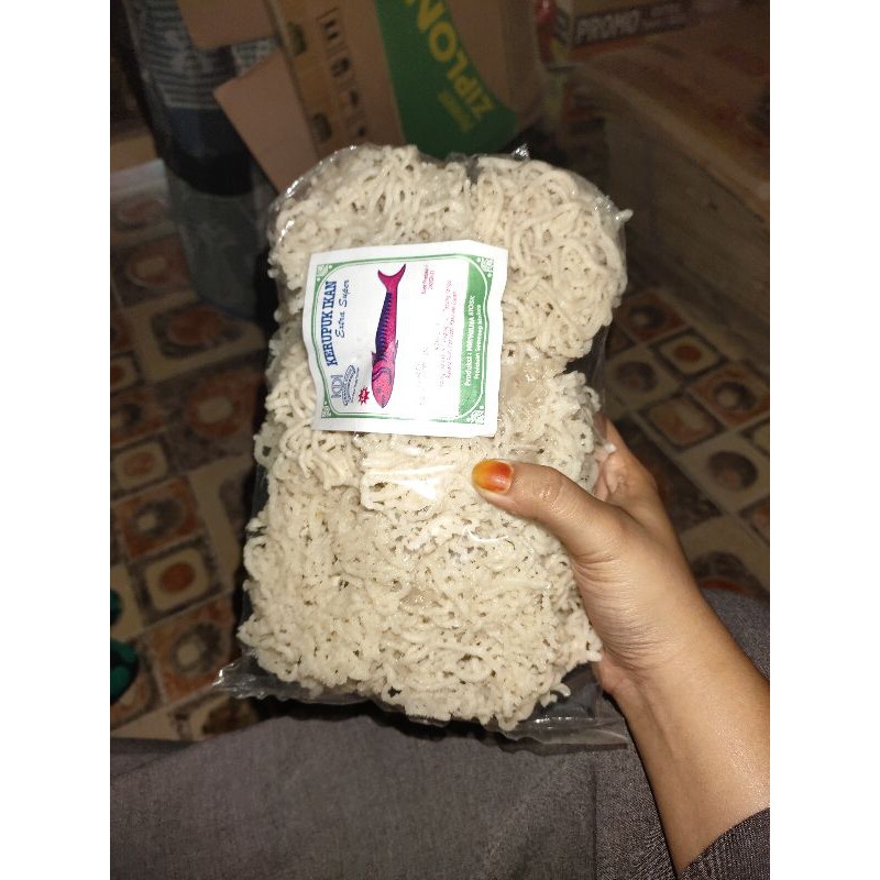 

KERUPUK IKAN EXTRA SUPER KHAS PRENDUAN MADURA