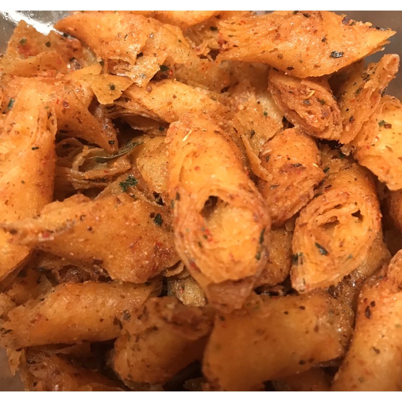 

lumring pedas daun jeruk dari sicemal_cemil