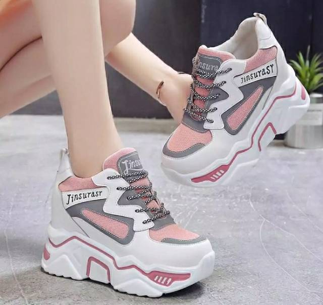 Sneaker wanita masa kini ub 34-5