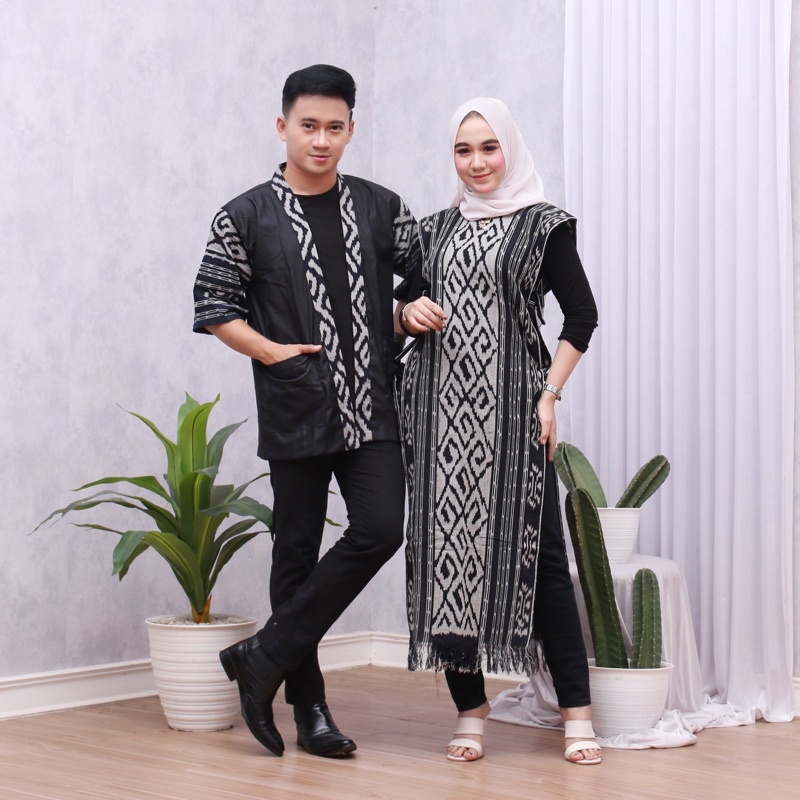 COUPLE TENUN LONGVEST TORAJA HITAM SONGKET TROSO JEPARA DEBBY STORE